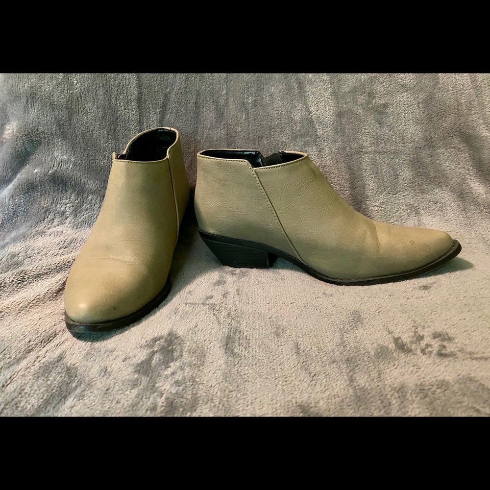 SODA taupe booties